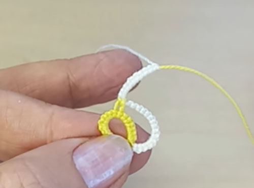 Perfect start for two tone lace